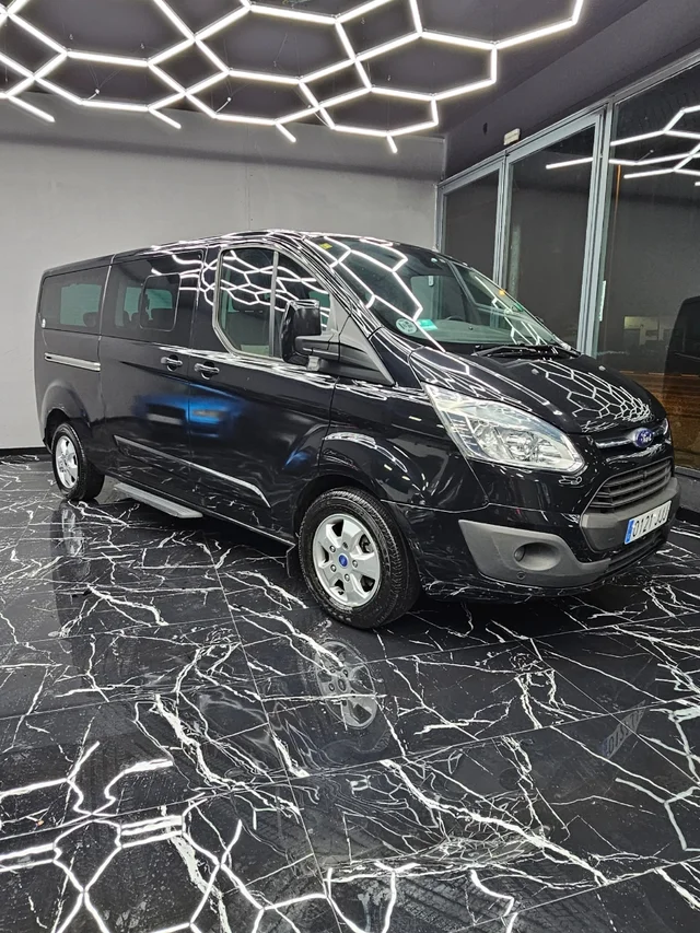 Ford Tourneo Custom 2015